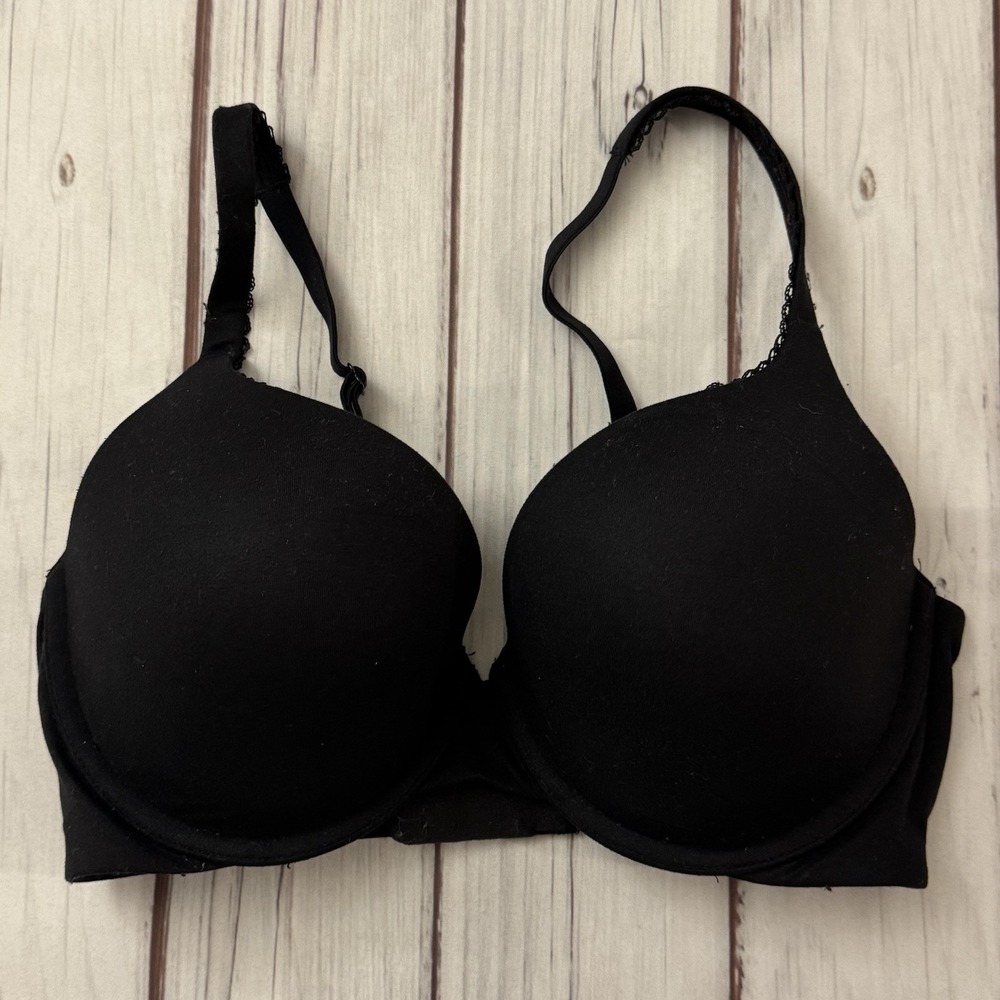 Victoria's Secret Body Black Push-Up Bra 32DD E70 Padded Smooth Cup